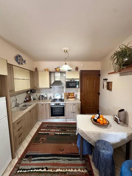 City Center Apartment Sisam Dış mekan fotoğraf
